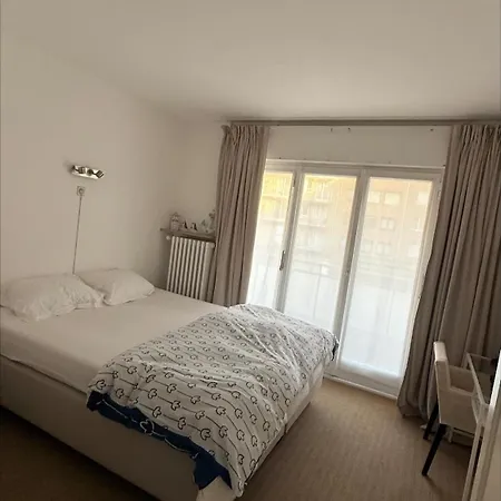Apartmán Zeedijk Met Frontaal Zeezicht Nabij Rubensplein En Casino, 20m Het Knokke-Heist