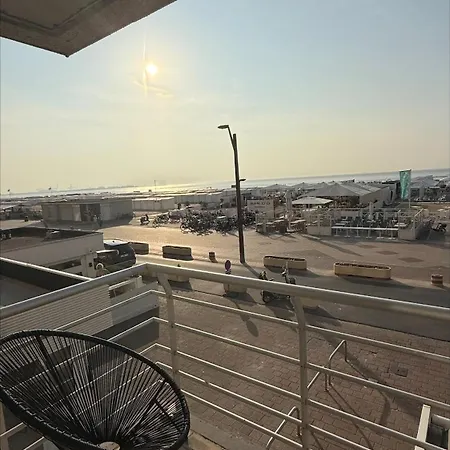 Zeedijk Met Frontaal Zeezicht Nabij Rubensplein En Casino, 20m Het Apartmán Knokke-Heist